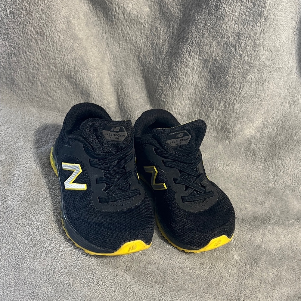 New Balance Kids Sneakers in Black and Yellow